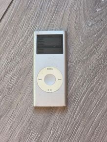 iPod Nano 2nd Gen 4gb (Free Post)