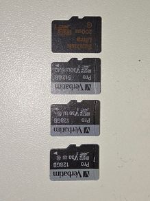 Verbatim Micro SDXC 128GB, 512GB and Sandisk Ultra 200GB Cards