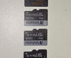 Verbatim Micro SDXC 128GB, 512GB and Sandisk Ultra 200GB Cards