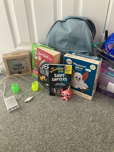 girls bedroom clear out
