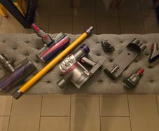 Dyson v8 newer model sv25