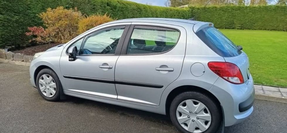 2010 Peugeot 207