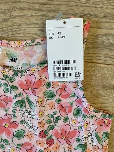 Girls dresses, Frozen pyjamas and hair clips