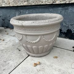 Set of 4 decorative stone garden planters