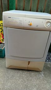 clothes dryer