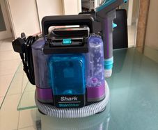 Shark stain striker pro