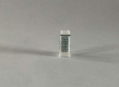 Irish model telephone box (1:72) - railway many available