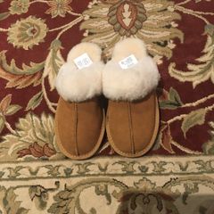 Ladies Sheepskin Slippers, size EU-40, UK-6.5