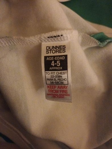 Dunnes  Stores  Long Sleeved Top.  Age : 4-5 years.  NEW.