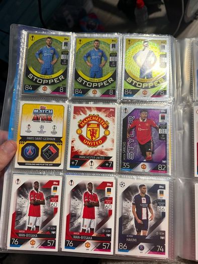 football cards + binders (offers Welcome )