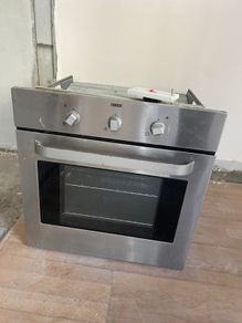 Oven and hob