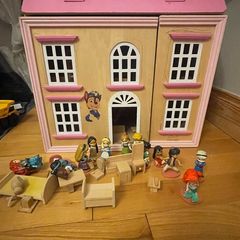 kids doll house