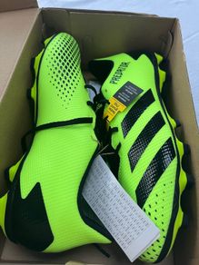 Adidas Predator - Size 9.5