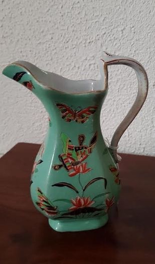 Beautiful Antique Victorian Jug Medium Size