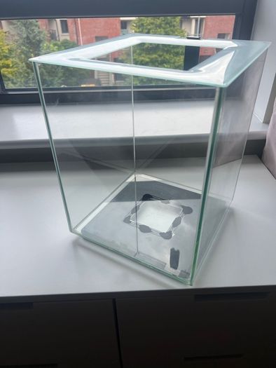 fluval Chi aquarium tank