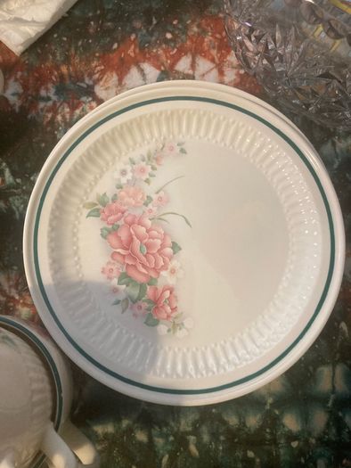 Irish made vintage dinner set free postage