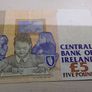 Irish 5 pound banknote Image 5