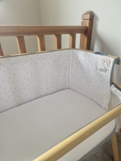 Babylo Nod Co-Sleeper Crib & Mattress. Includes Manual, travel bag