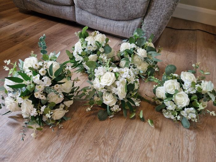 Complete wedding flowers set