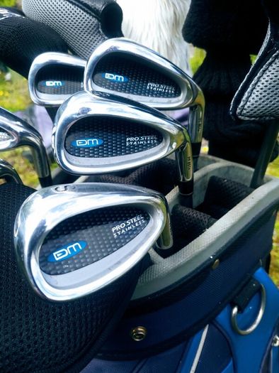 Set of Ladies Golf Clubs