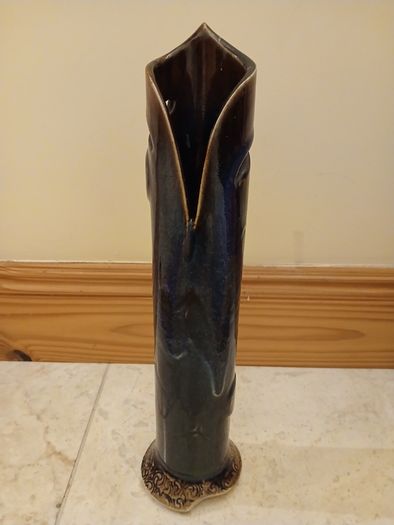 Colm de Ris Vase