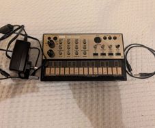 Synthesizer Korg Volca Keys