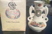 Cre vase Galway porcelain