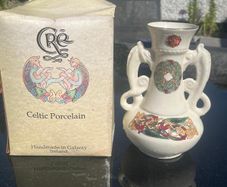 Cre vase Galway porcelain