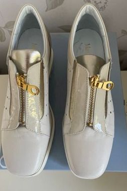 Marco Moreo wedge