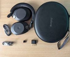 Jabra Evolve 2 85 headphones