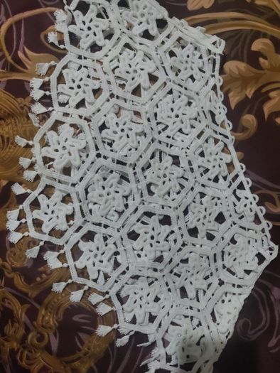 neck lace
