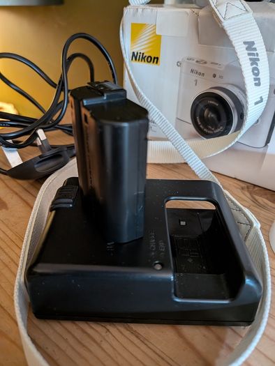 Nikon 1 v1