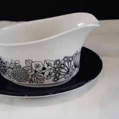 Gravy Boat Manitou Pattern by Brindley