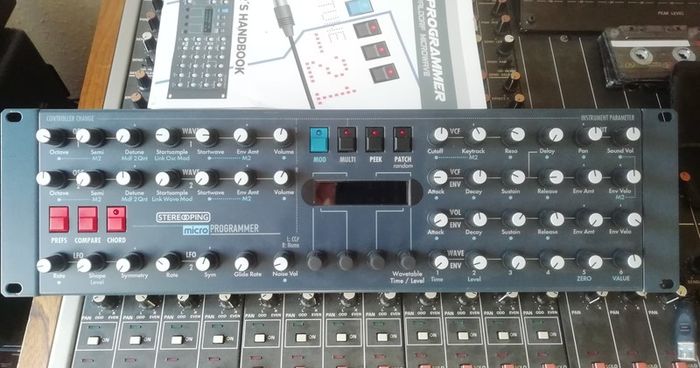 Waldorf Microwave 1 Rev A + Stereoping Programmer