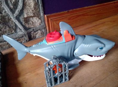 Imaginext Mega Bite Shark Playset