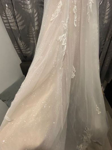 wedding dress