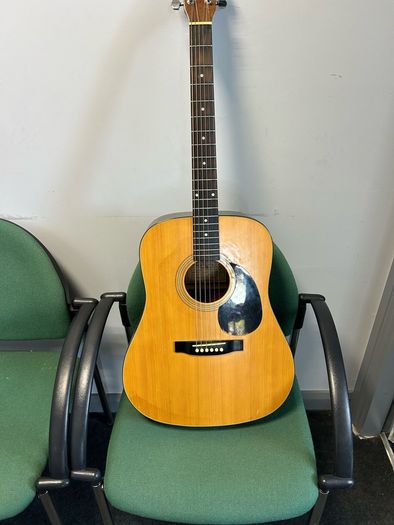Tanglewood TW28 guitar