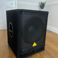 Behringer VQ1500D Subwoofer