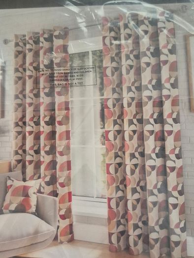 Brand New curtain 90" x 90" (229cm x 229cm)