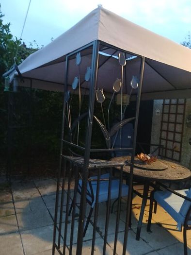gazebo