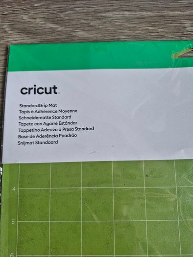 Cricut Explore 3 package deal (machine, heat press, all tools, HTV and more)