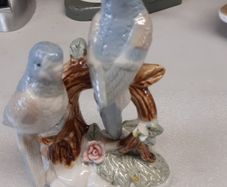 Bird figurine