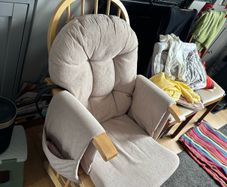 breast feeding chair