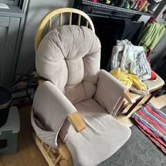 breast feeding chair