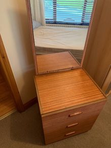 Chest of Drawers with Mirror - free to take