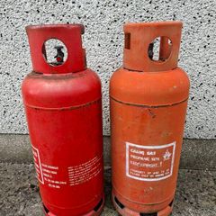 2 large empty gas cylinders