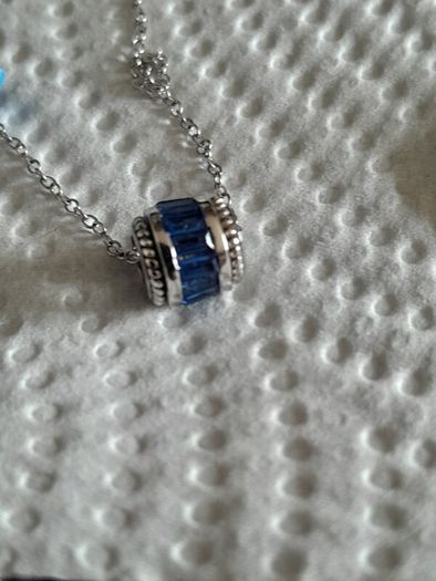 ladies silver chain and pendant