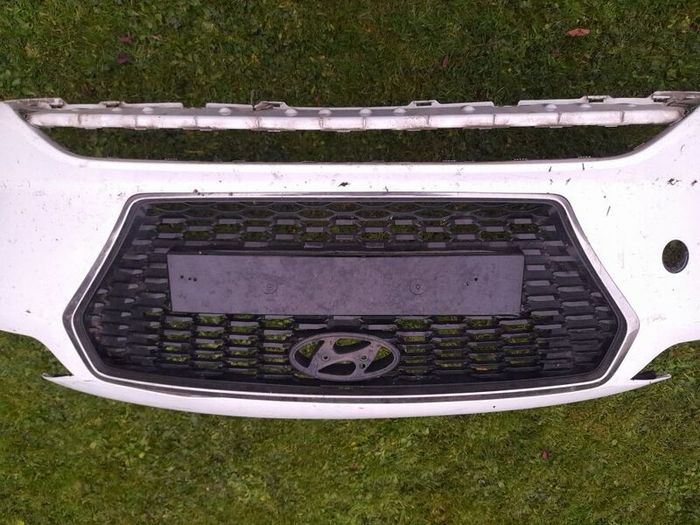 Genuine Hyundai i30 Front Bumper & Grill
