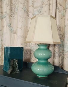 Ceramic table lamp with shade
