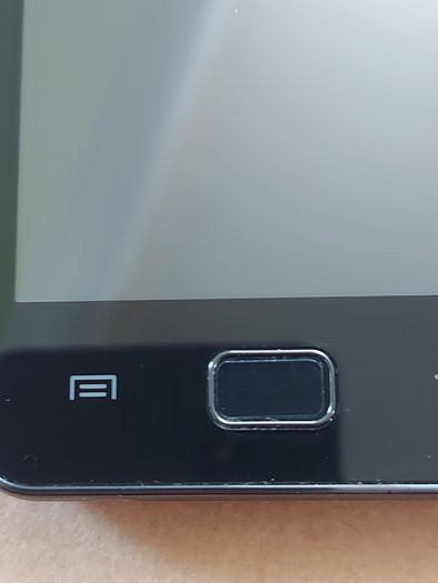 Samsung Galaxy S mobile phone, Model YP-GS1, in excellent condition